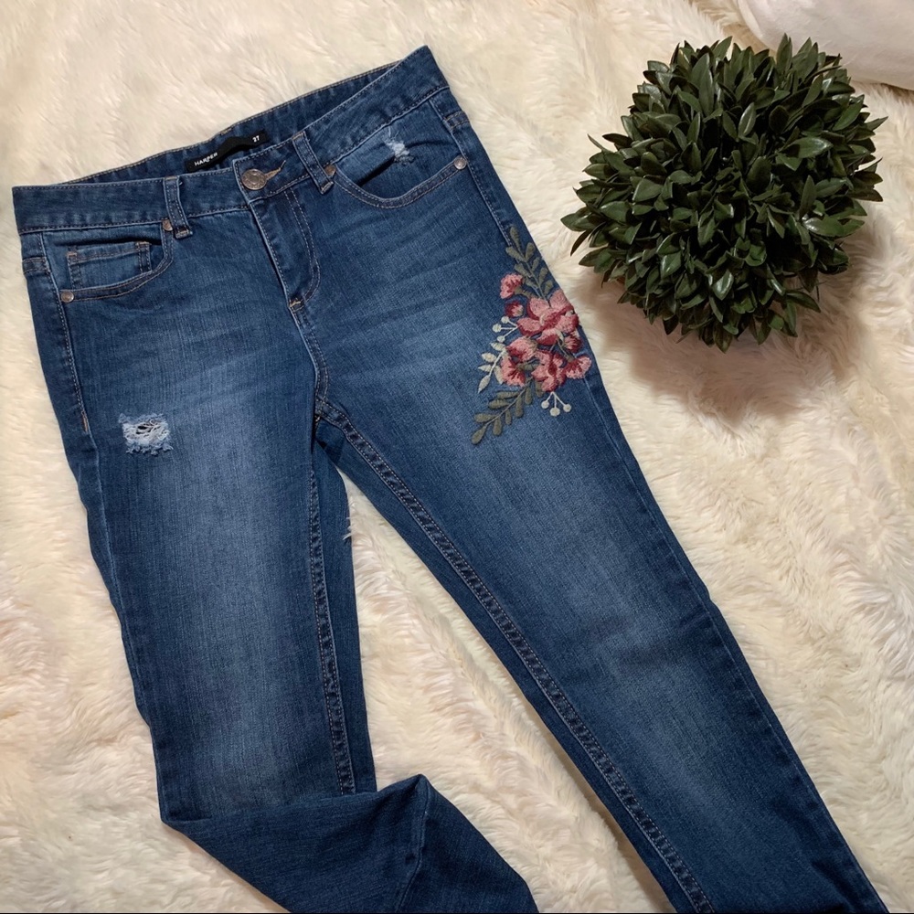 Embroidered jean legging